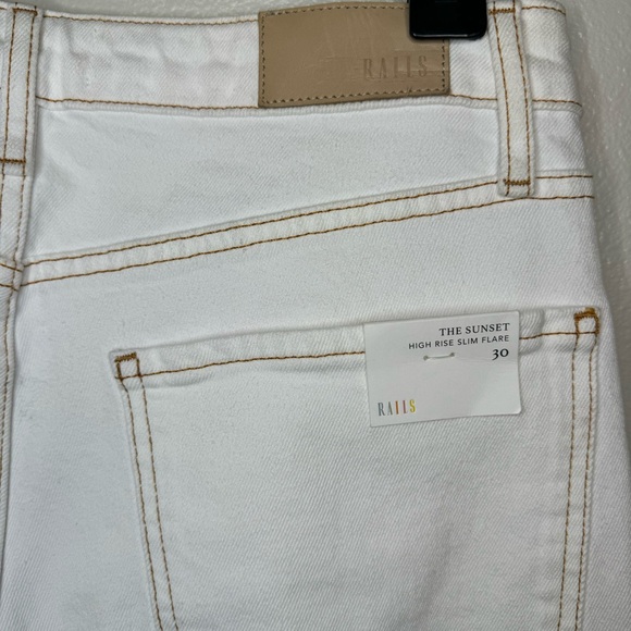 NWT RAILS The Sunset High Rise Slim Flare White Jeans Women Size 30 - Picture 7 of 8